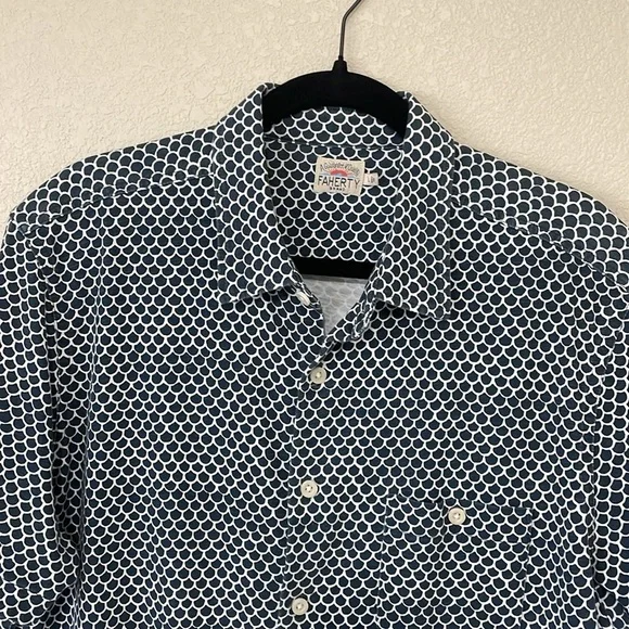 Faherty Camp Button Down Playa Coast Shirt Short Sleeve L Midnight Fishscale